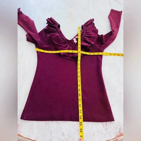 Anthropologie DOLAN Ruffled V-Neck Top in Wine Size Medium NWOT $78 - Picture 7 of 11